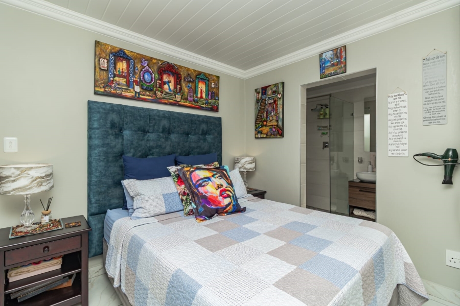 4 Bedroom Property for Sale in Monte Christo Western Cape